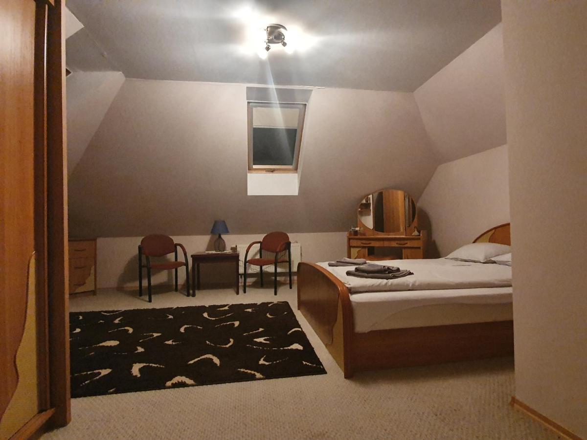 Mieszko Rooms レギオノボ エクステリア 写真