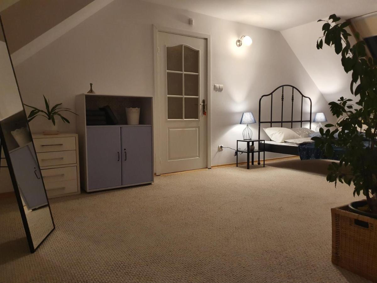 Mieszko Rooms レギオノボ エクステリア 写真